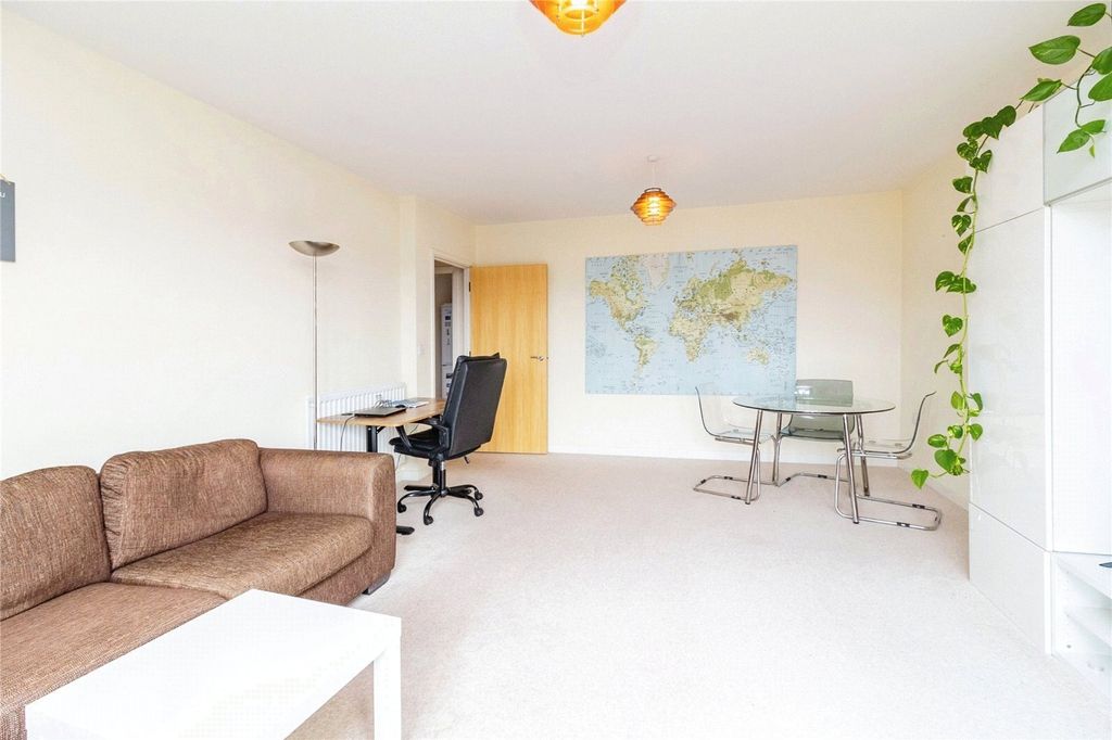 Property photo 2 of 16 Picture No. 02