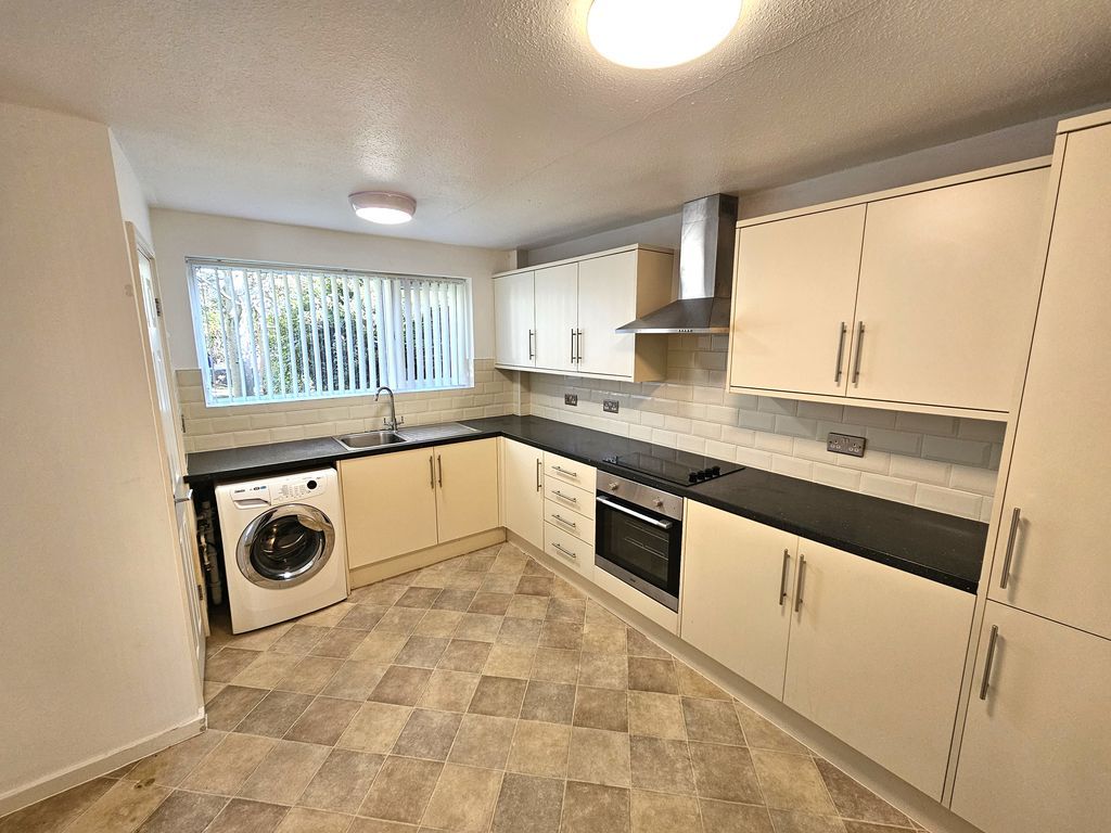 Property photo 3 of 12 Photo 25
