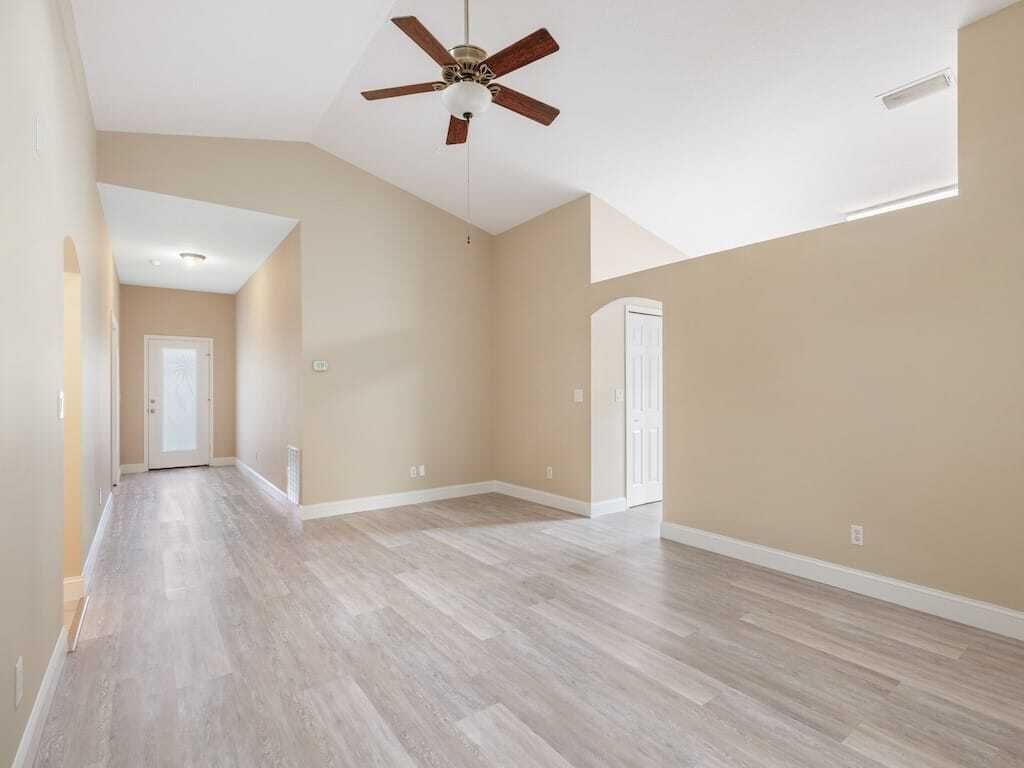 Property photo 3 of 31 <Alttext/>