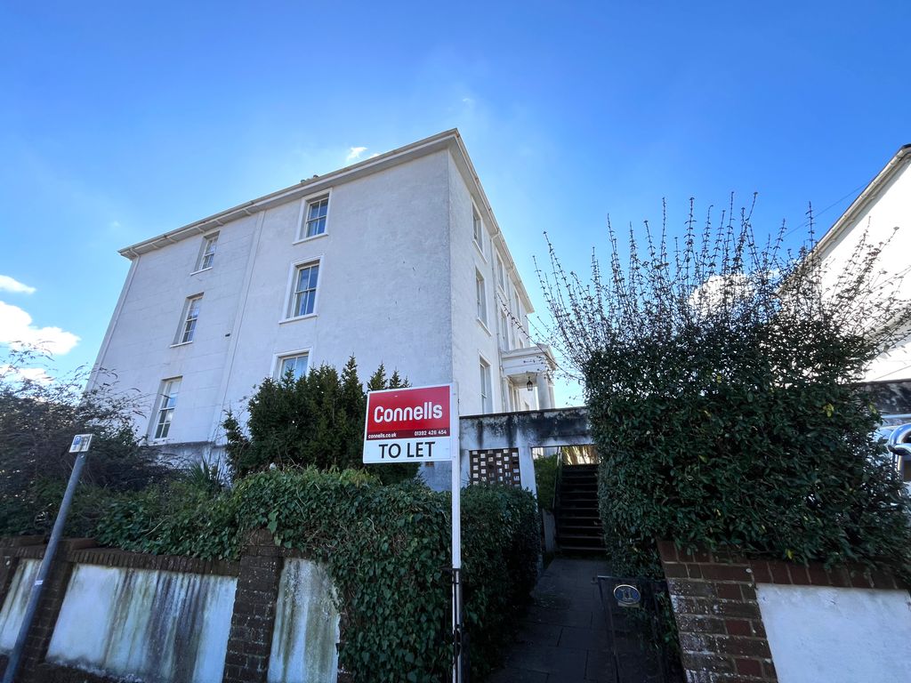 Property photo 1 of 7 Front