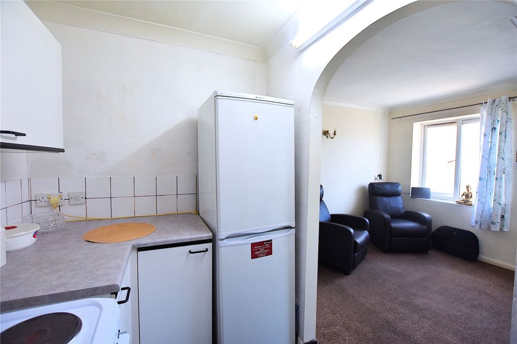 Property photo 2 of 8 Picture No. 01
