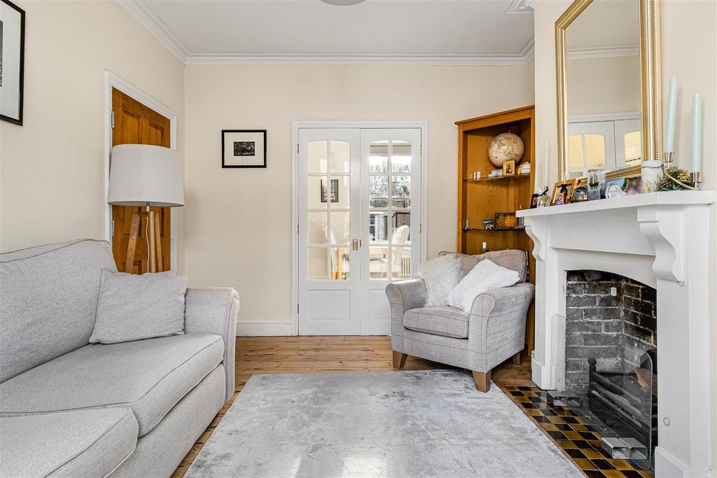 Property photo 2 of 20 7_69916.Jpg