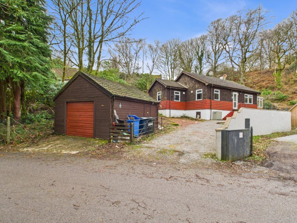 Property photo 1 of 29