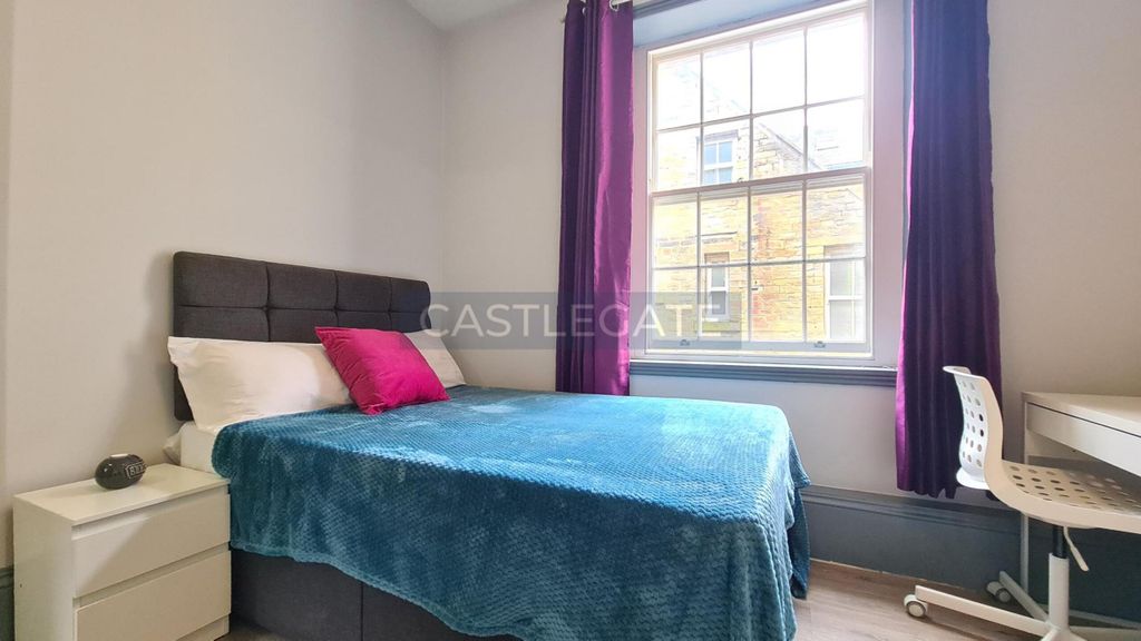 Property photo 2 of 11 Room 2.1.3 Merchants Hall (4)