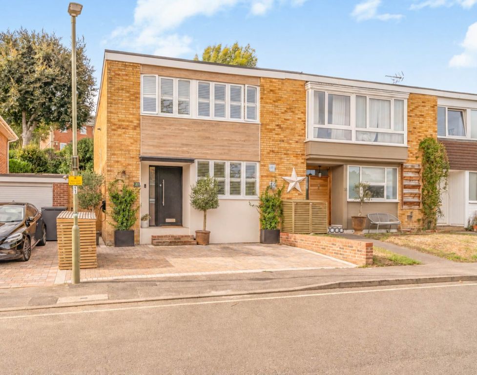 Property photo 1 of 24