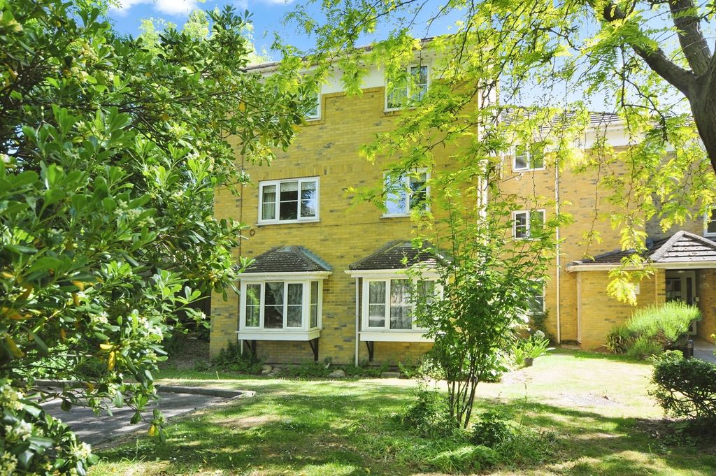 Property photo 1 of 18 Photo