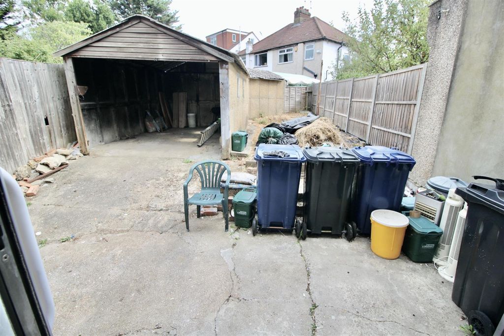 Property photo 3 of 8 Rear