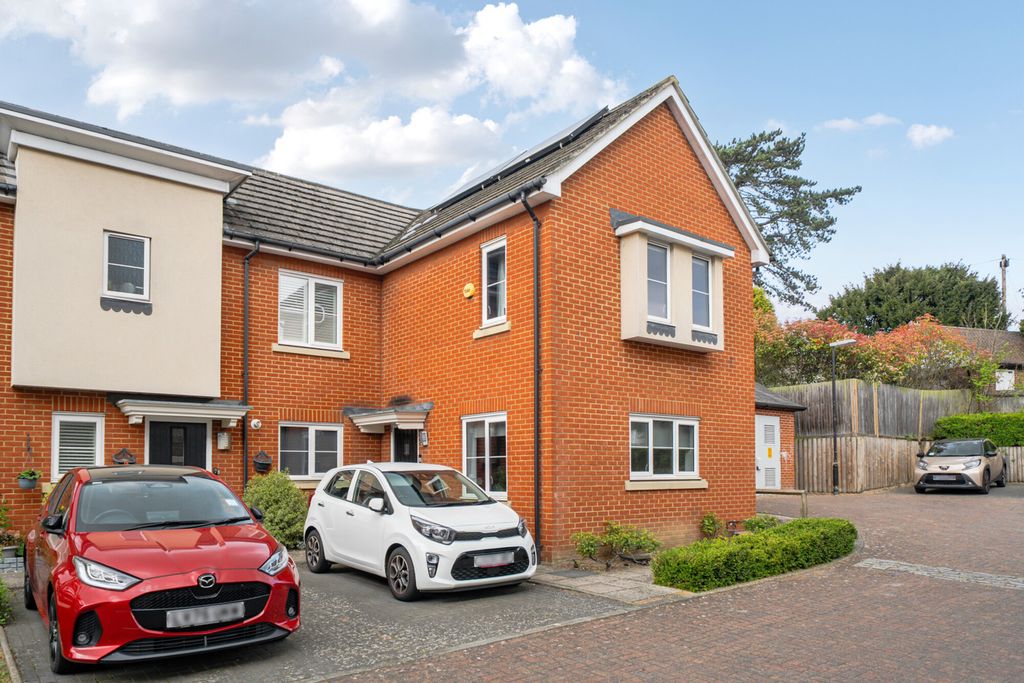 Property photo 1 of 26 Extenal