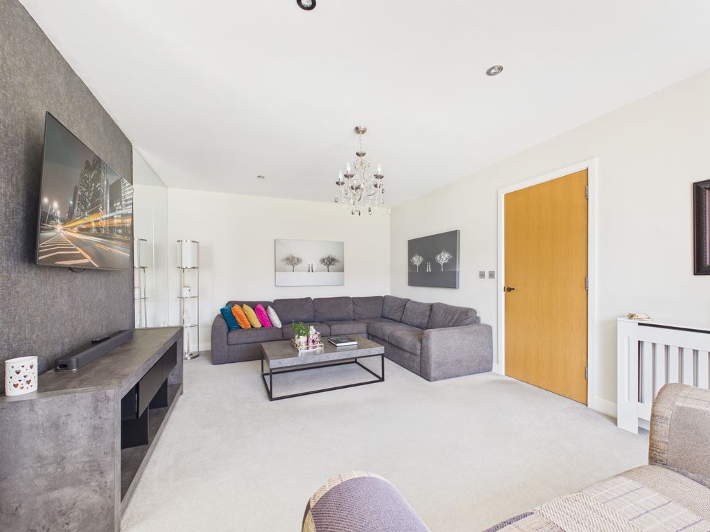 Property photo 3 of 40 3- Rob Hammond Ewemove Pontefract