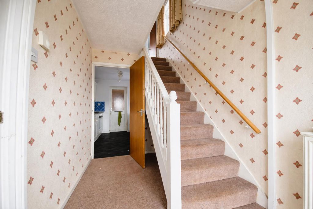 Property photo 3 of 22 Stairway 22 CH.Png