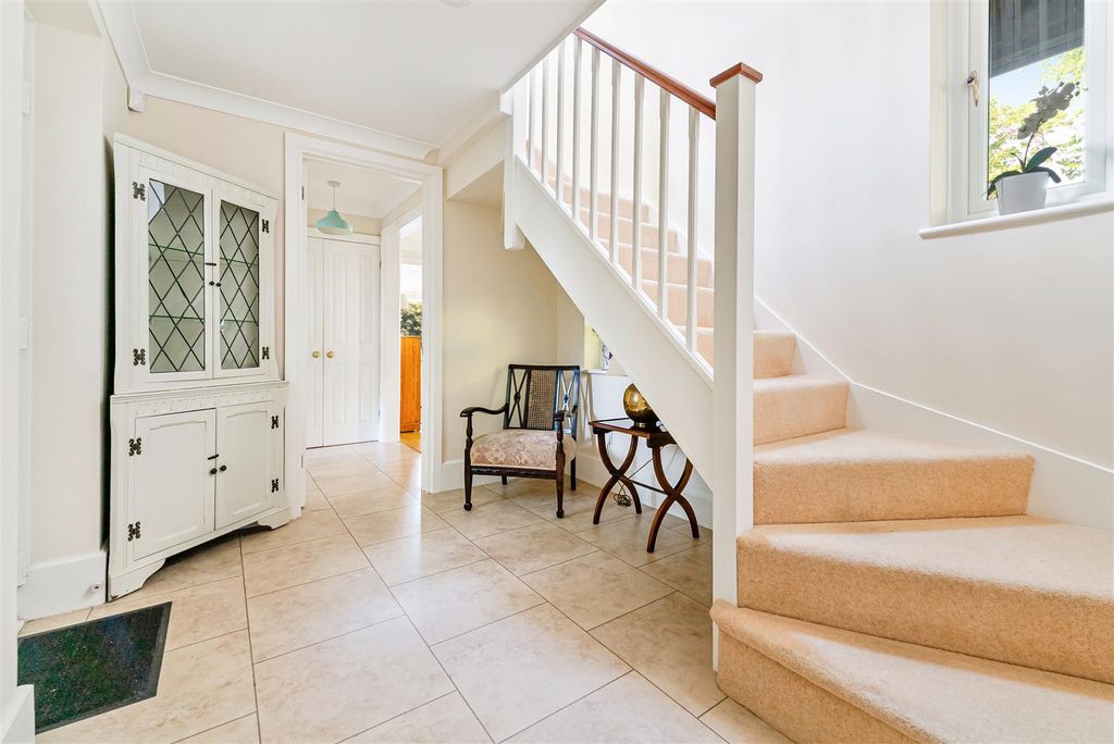 Property photo 3 of 41 Hallway