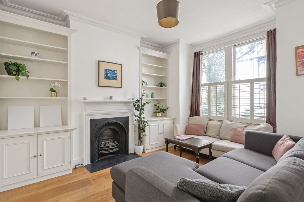 Property photo 1 of 10
