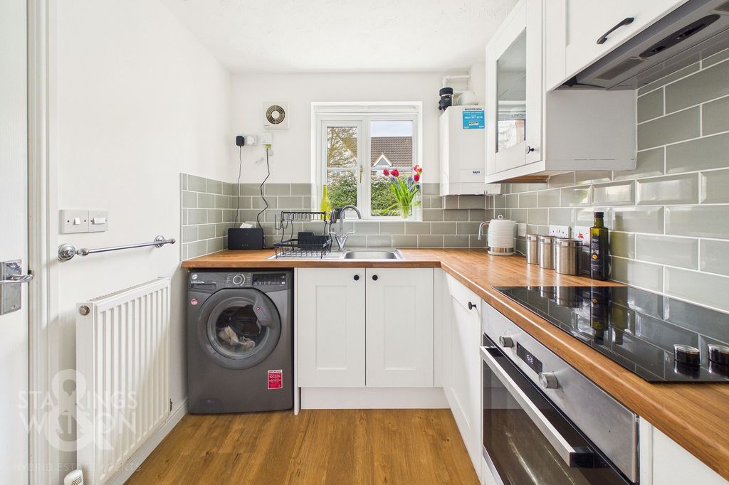 Property photo 3 of 20