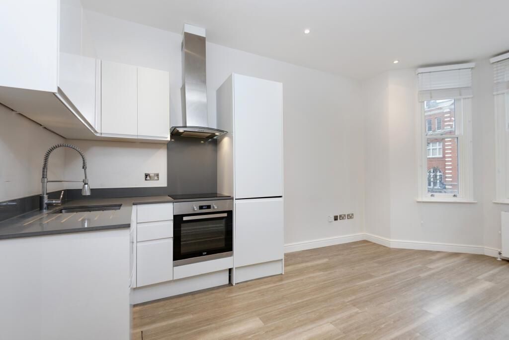 Property photo 3 of 8 3