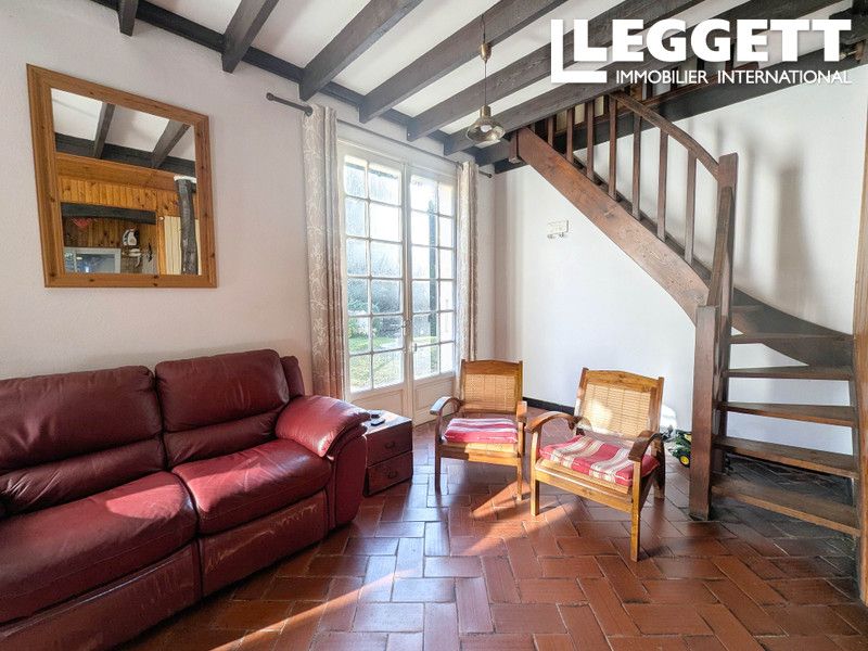 Property photo 2 of 10