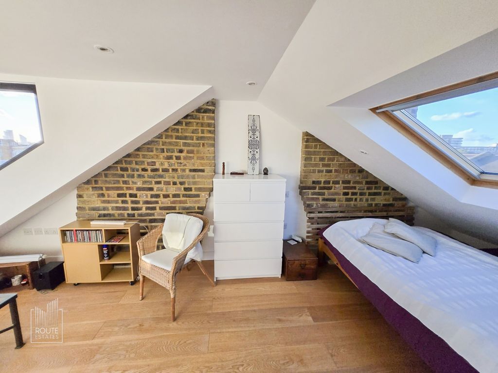 Property photo 3 of 13 Photo 2