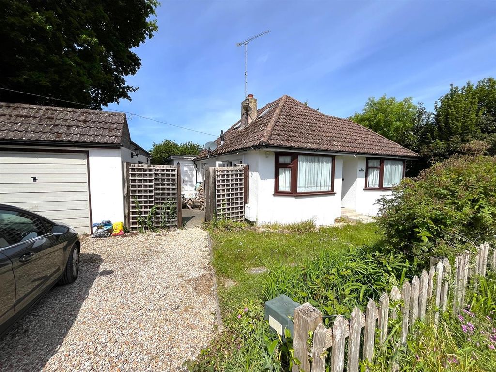 Property photo 1 of 16 4228 Windowcard.Jpg