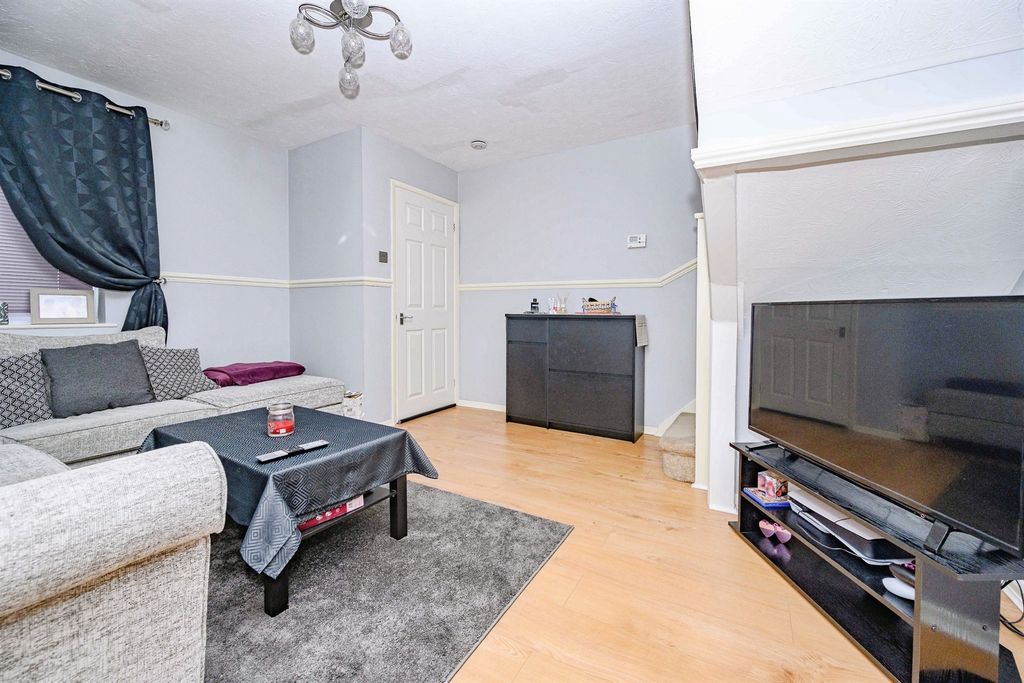 Property photo 3 of 15