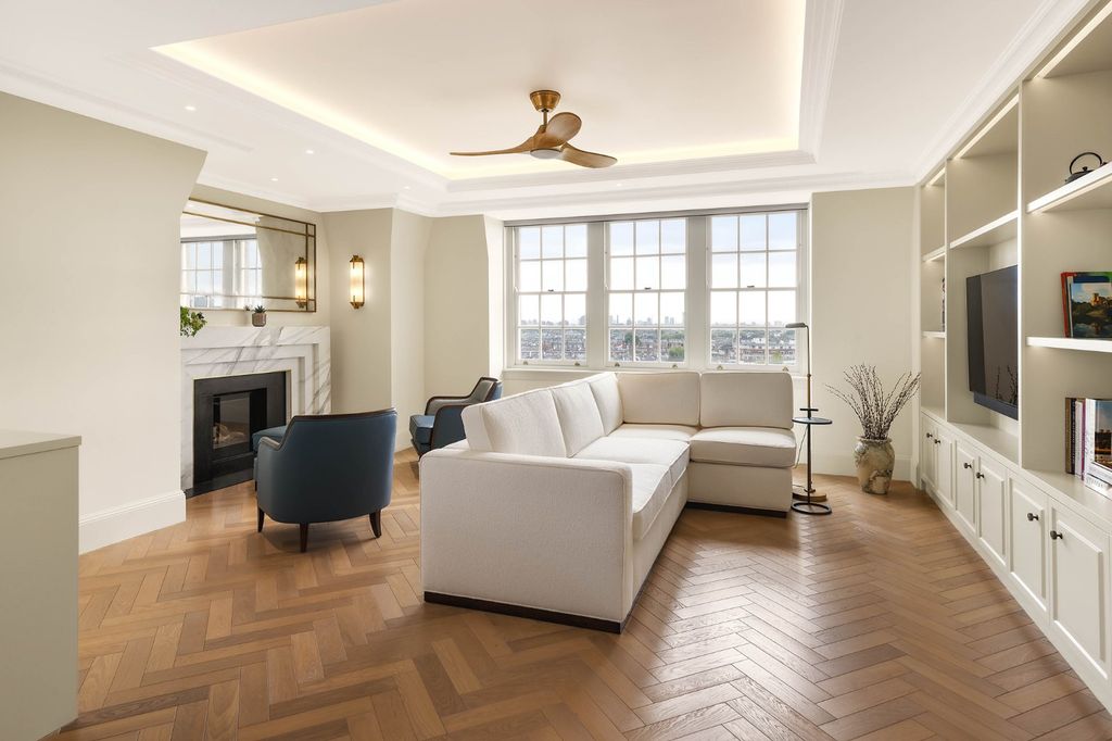 Property photo 1 of 13 Reception Room