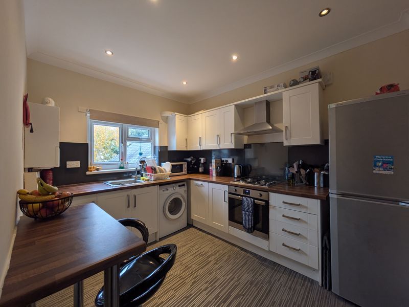 Property photo 1 of 5 Photo 6