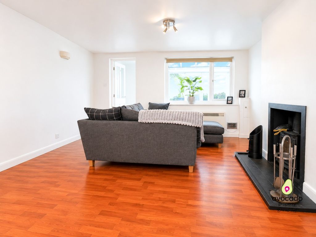Property photo 3 of 19 5144443