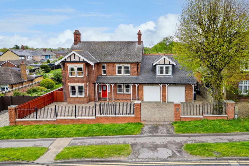 Property photo 1 of 30 3232381
