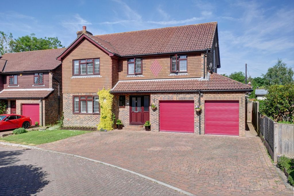 Property photo 1 of 33
