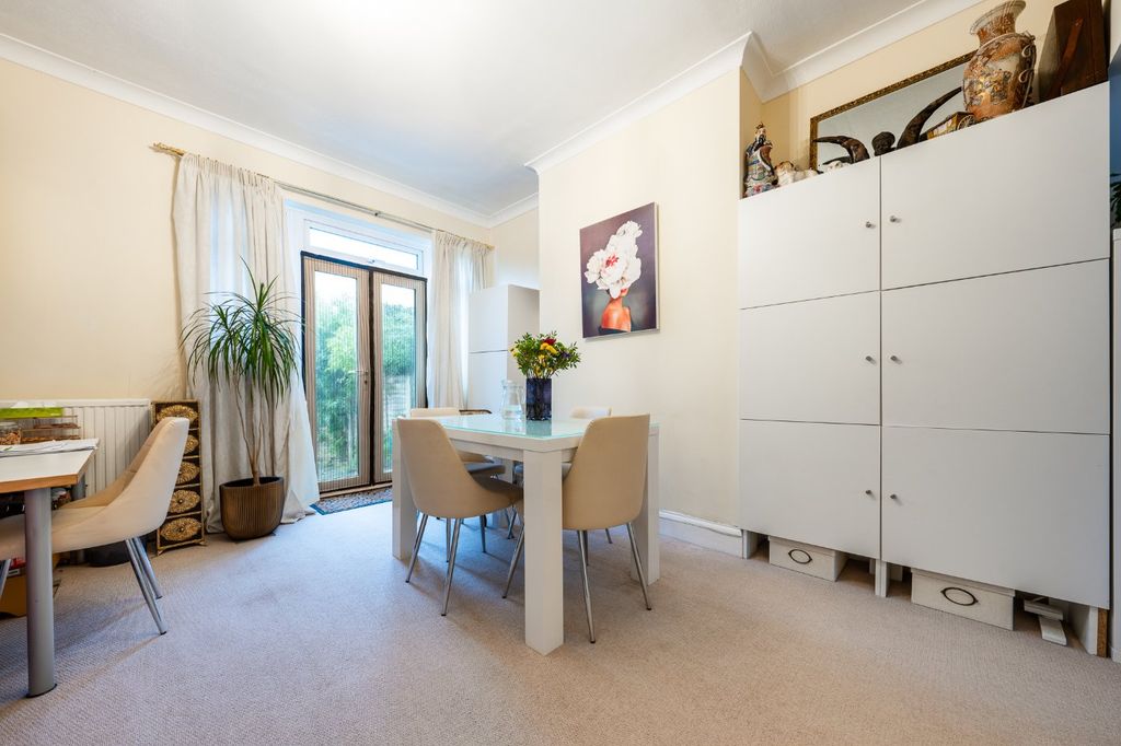 Property photo 3 of 12 Dining Room