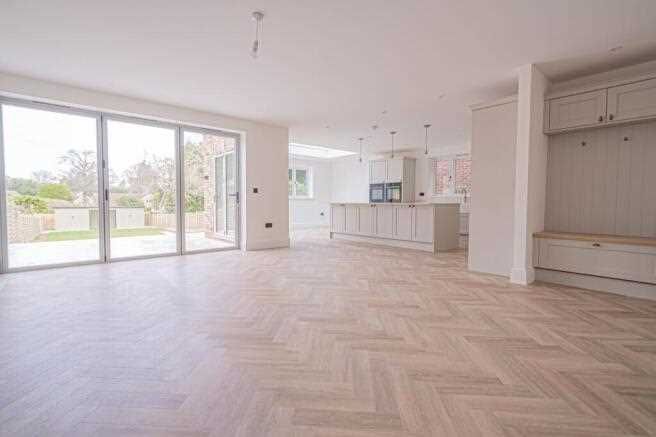 Property photo 2 of 30