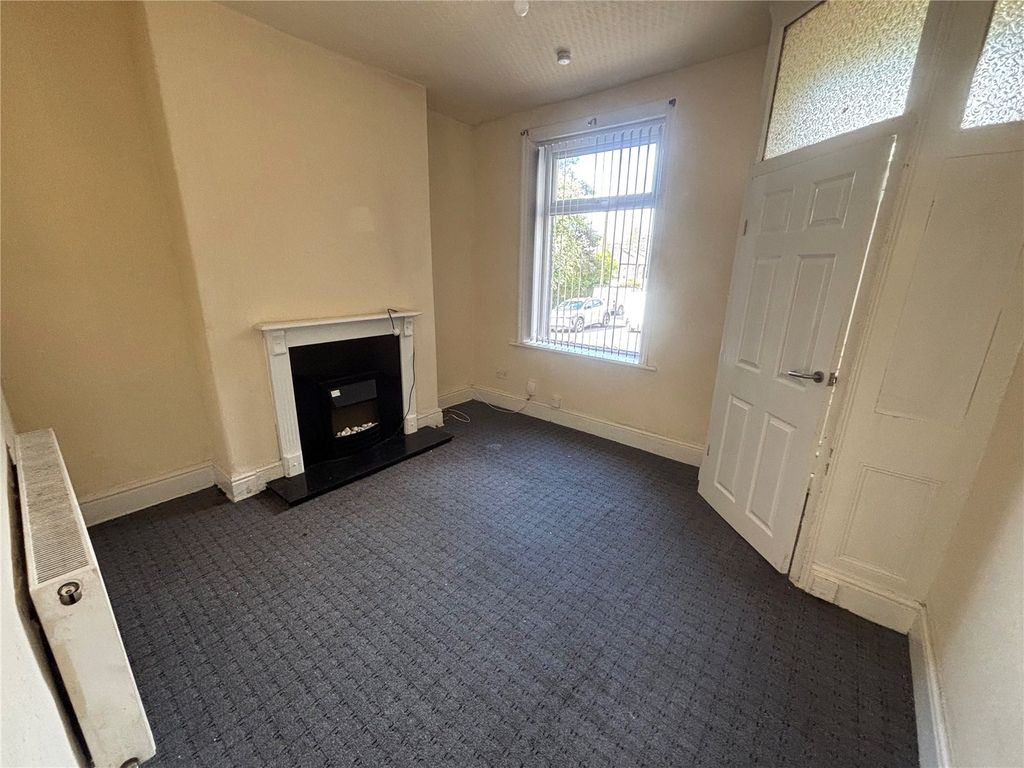 Property photo 2 of 9 Picture No. 06