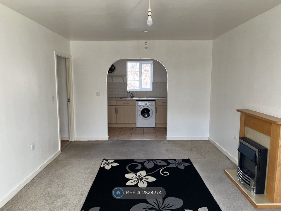 Property photo 2 of 8 Living Room