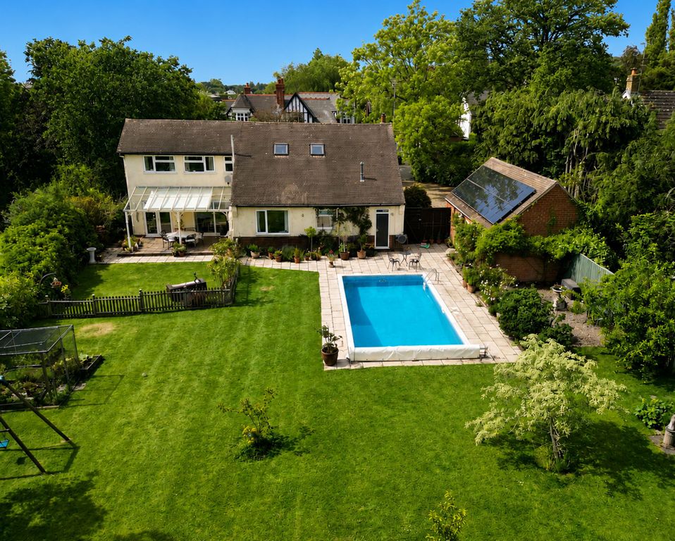 Property photo 1 of 39