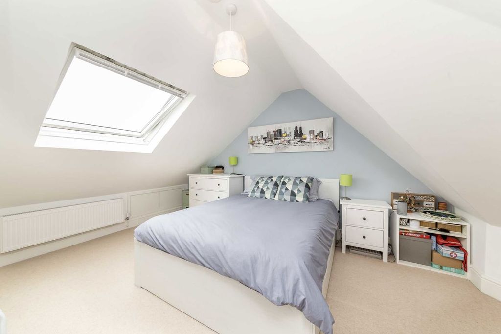 Property photo 3 of 4