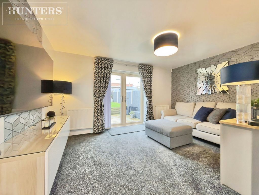 Property photo 3 of 17 Pbox-Img.Jpg