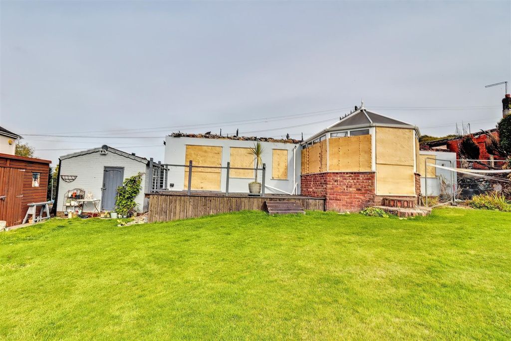 Property photo 3 of 22 Img_8741-Img_8743.Jpeg