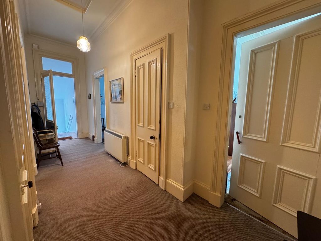 Additional image 13 of 3 bed flat for saleWest Bay Road, Millport, Isle Of Cumbrae KA28