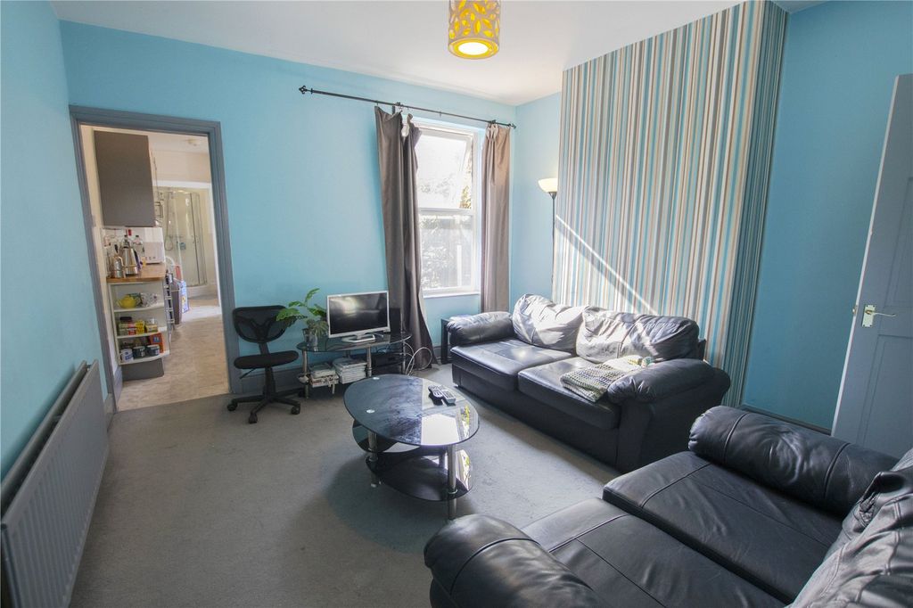 Property photo 1 of 8 Picture No. 01
