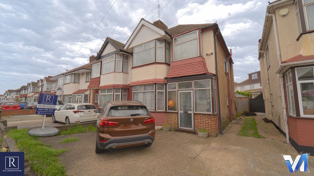 Property photo 3 of 30