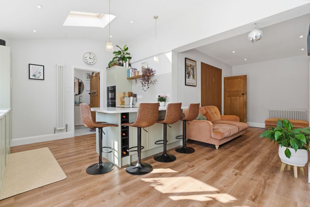 Property photo 1 of 49