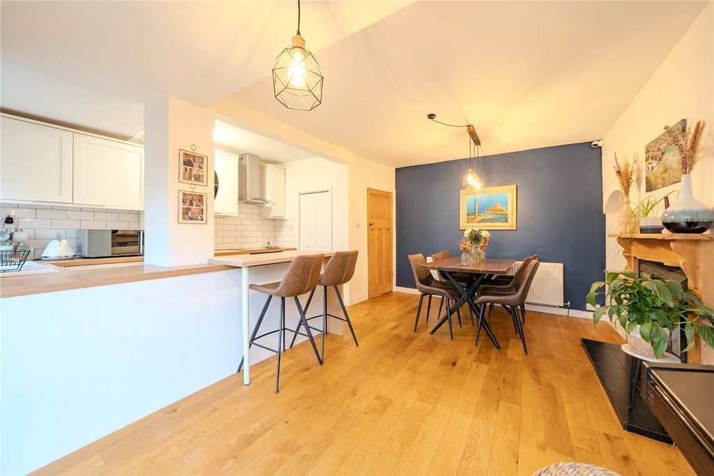 Property photo 2 of 20 Picture No. 09