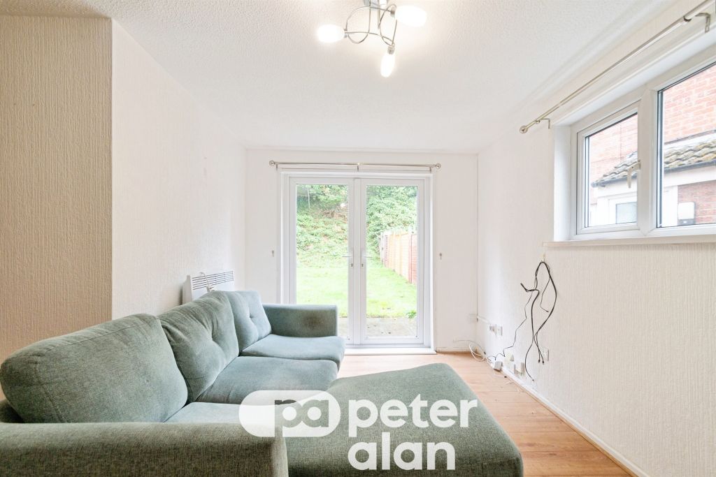 Property photo 3 of 11