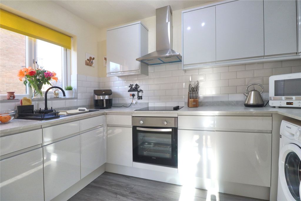 Property photo 3 of 11 Picture No. 08