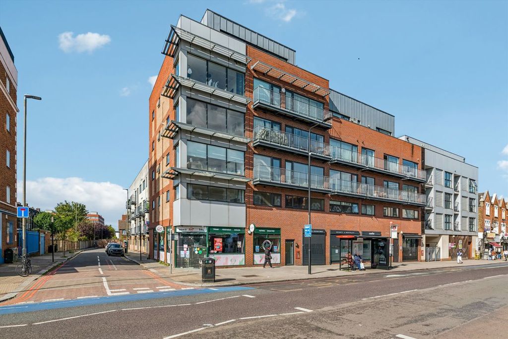 Property photo 1 of 7