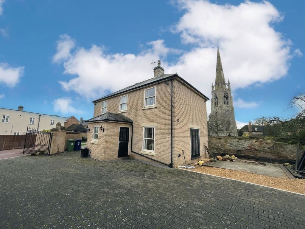 Property photo 1 of 21