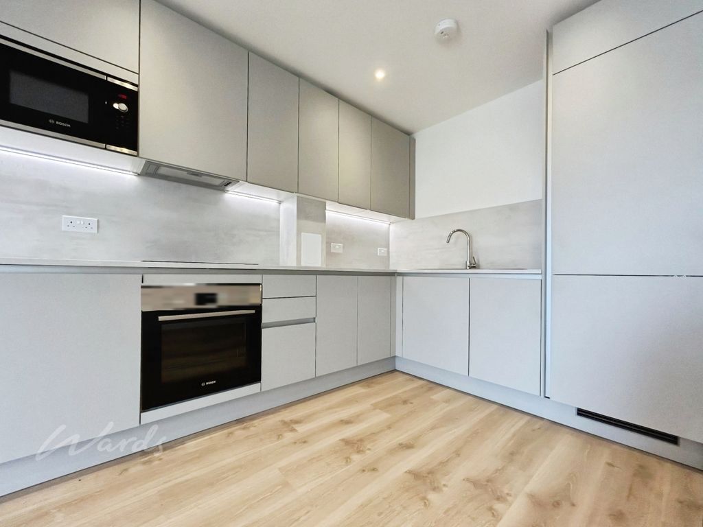 Property photo 3 of 9 Kitchen