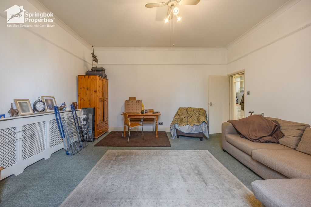 Property photo 3 of 8 Image 3