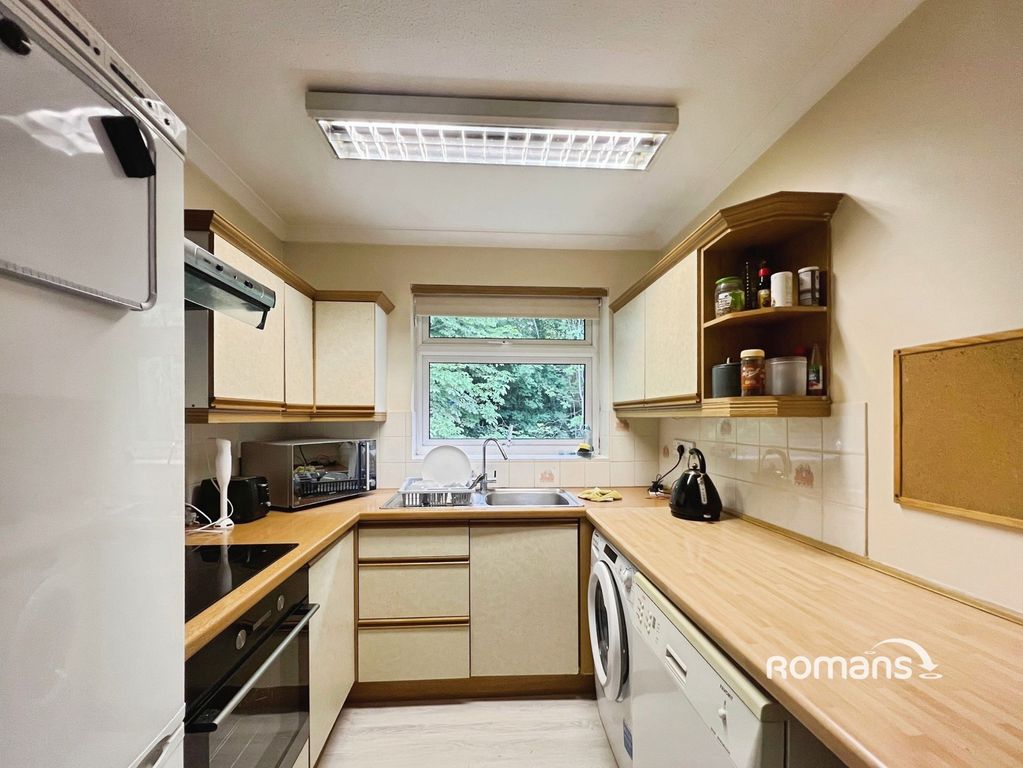 Property photo 3 of 6 Pbox-Img.Jpg