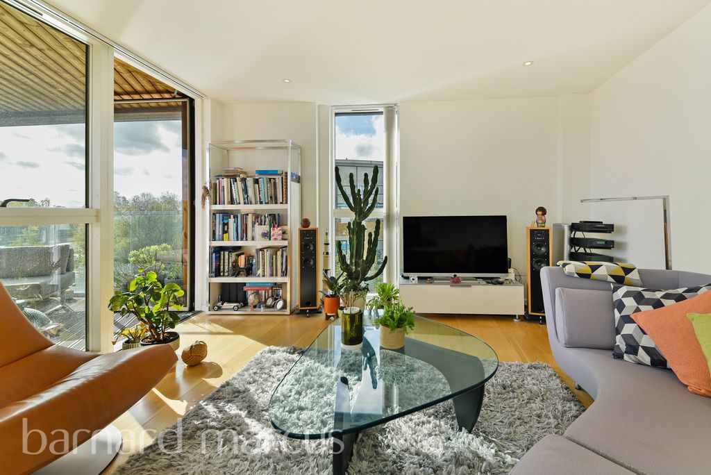 Property photo 1 of 7 Front