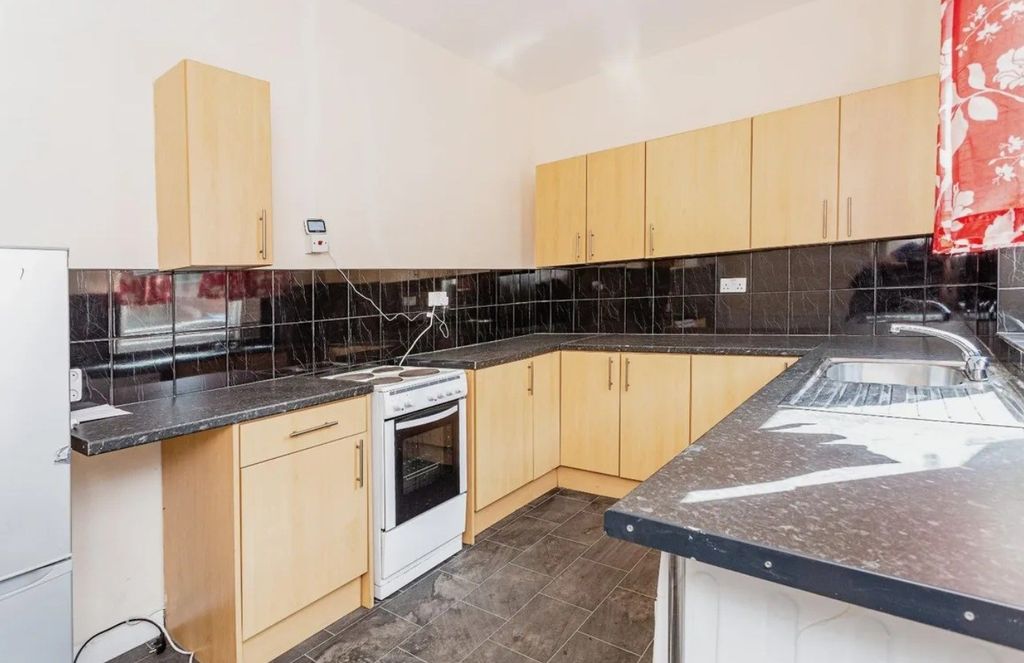 Property photo 3 of 13 436-Hr-3.Jpg