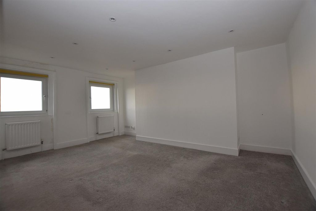 Property photo 2 of 10 Dsc_0035.Jpg